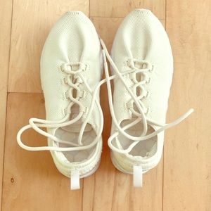 New balance sneakers